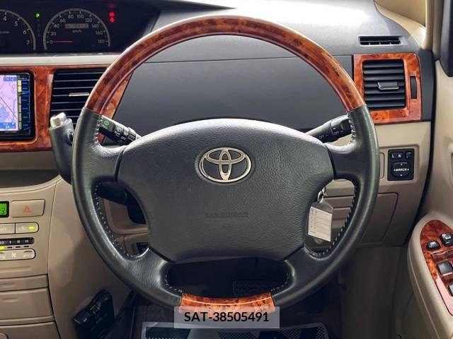 Toyota NOAH 2005-12 280400-12