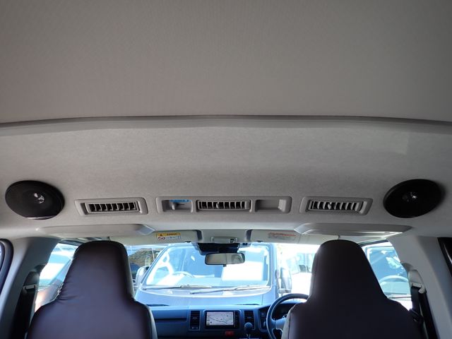 Toyota HIACE VAN 2020-06 193954-22