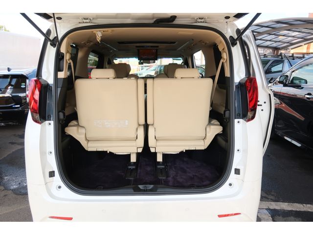 Toyota ALPHARD HYBRID 2016-11 13196-28