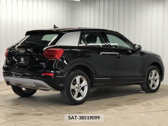 Audi Q2 2018-10 261234-15