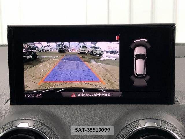 Audi Q2 2018-10 261234-3