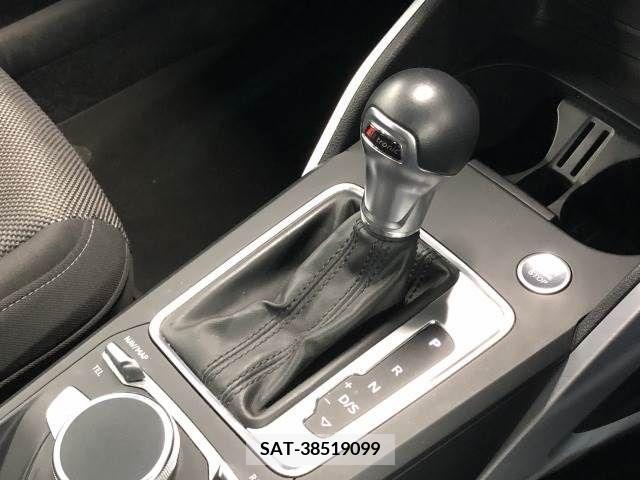Audi Q2 2018-10 261234-8