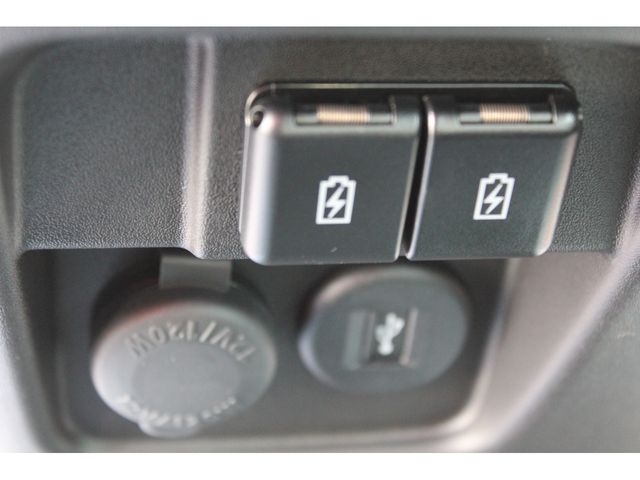 Suzuki SPACIA 2023-03 1878-3