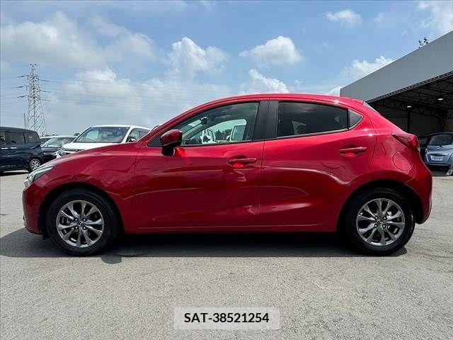 Mazda DEMIO 2018-11 359386-10
