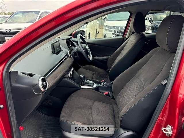 Mazda DEMIO 2018-11 359386-16
