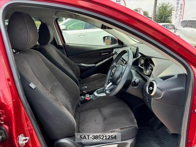 Mazda DEMIO 2018-11 359386-15