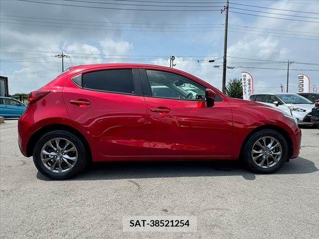 Mazda DEMIO 2018-11 359386-11