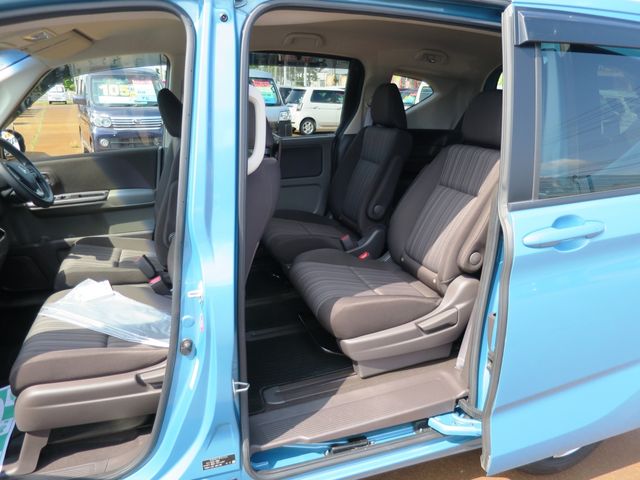 Honda FREED HYBRID 2018-03 7975-7