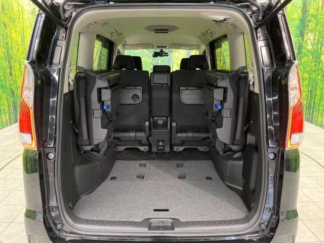 Nissan SERENA 2018-12 191195-11