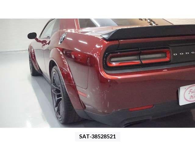 Dodge CHALLENGER 2018-09 233587-14