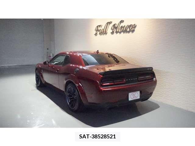 Dodge CHALLENGER 2018-09 233587-12