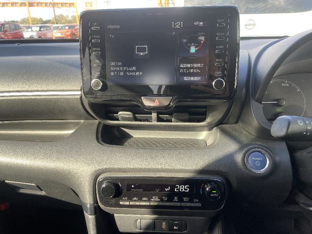Toyota YARIS 2020-11 184157-9