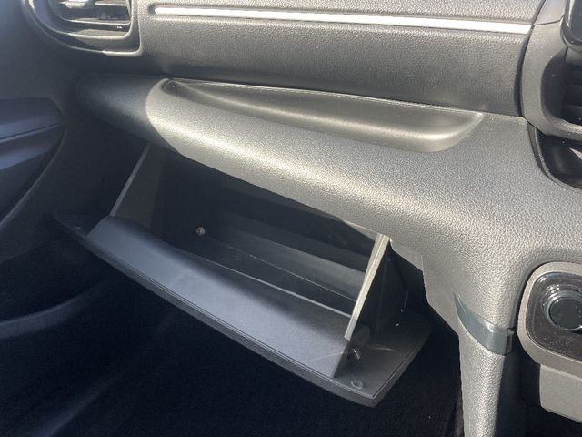 Toyota YARIS 2020-11 184157-7