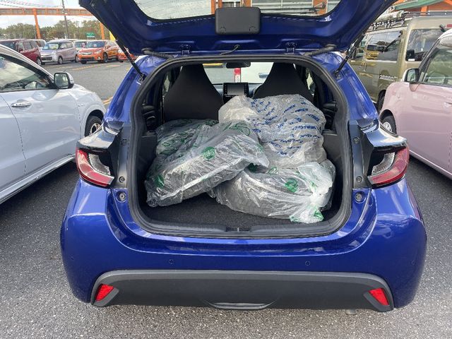 Toyota YARIS 2020-11 184157-3