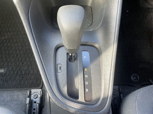 Toyota YARIS 2020-11 184157-8