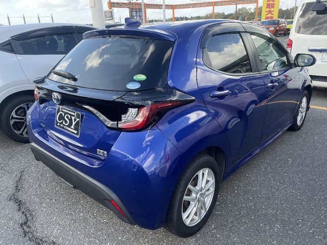 Toyota YARIS 2020-11 184157-2
