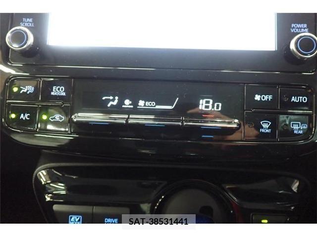 Toyota PRIUS 2022-07 366305-11