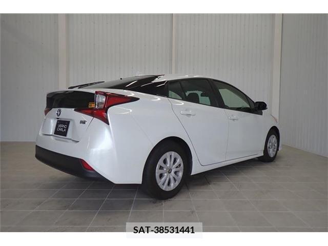 Toyota PRIUS 2022-07 366305-4