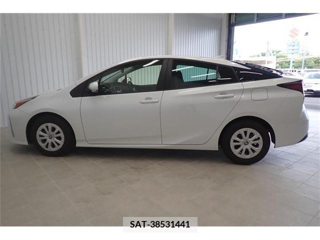 Toyota PRIUS 2022-07 366305-19
