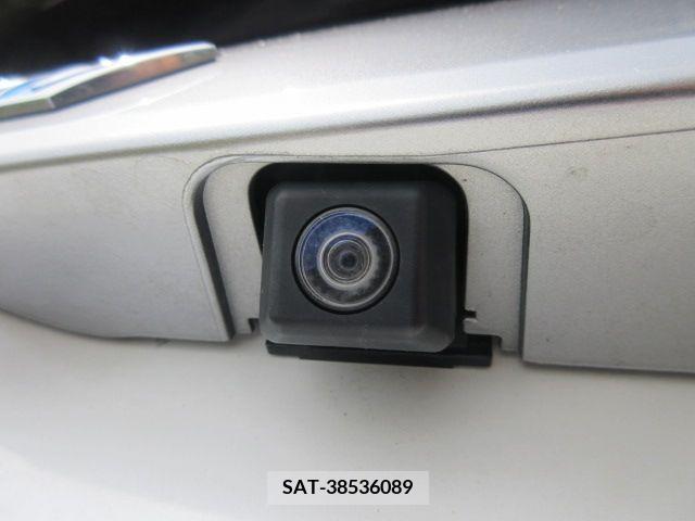 Toyota PRIUS PHV 2012-04 322175-24