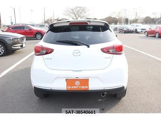 Mazda MAZDA2 2022-03 235175-7