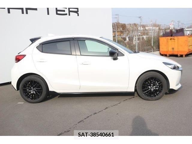 Mazda MAZDA2 2022-03 235175-6