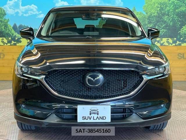 Mazda CX-5 2017-07 331212-13