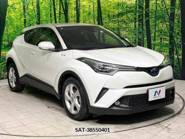 Toyota C-HR 2019-01 357812-16