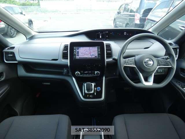 Nissan SERENA 2018-01 393864-1