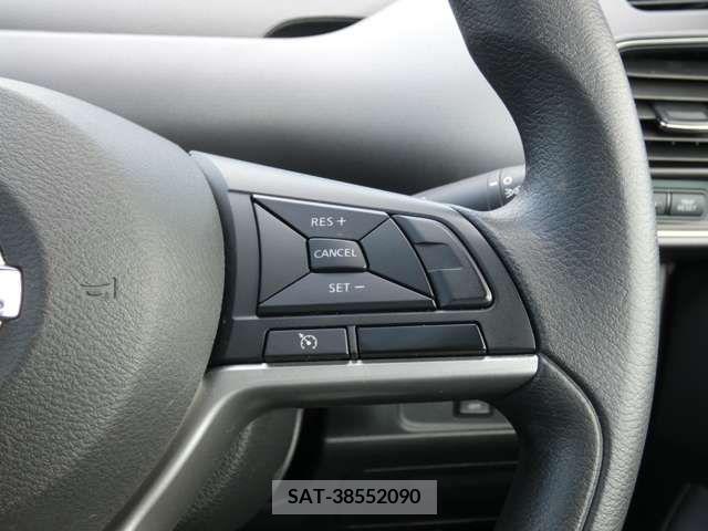 Nissan SERENA 2018-01 393864-11