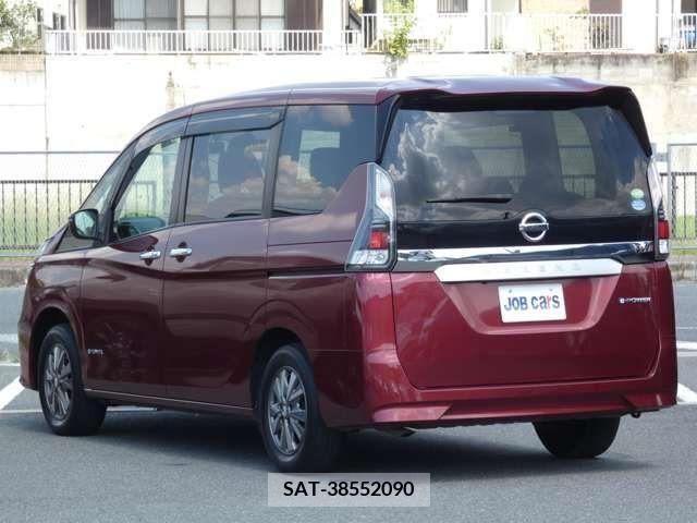 Nissan SERENA 2018-01 393864-3