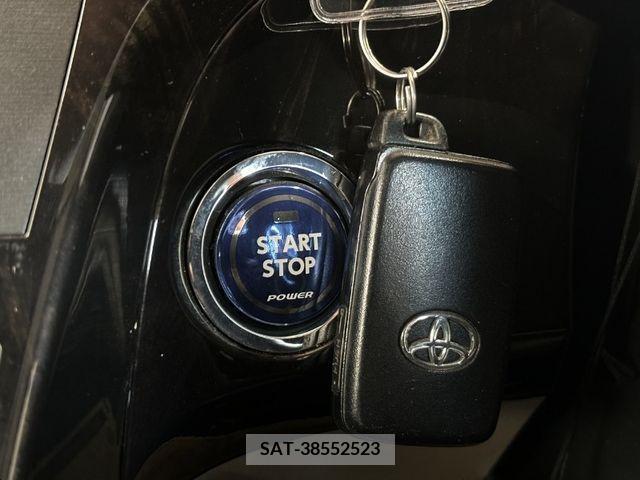 Toyota PRIUS 2013-02 281845-17