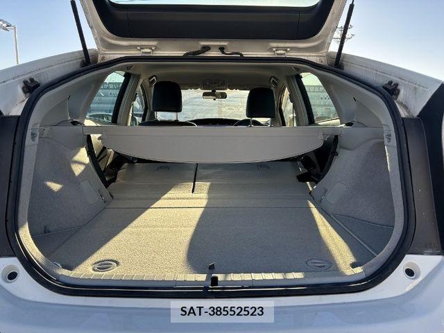 Toyota PRIUS 2013-02 281845-13