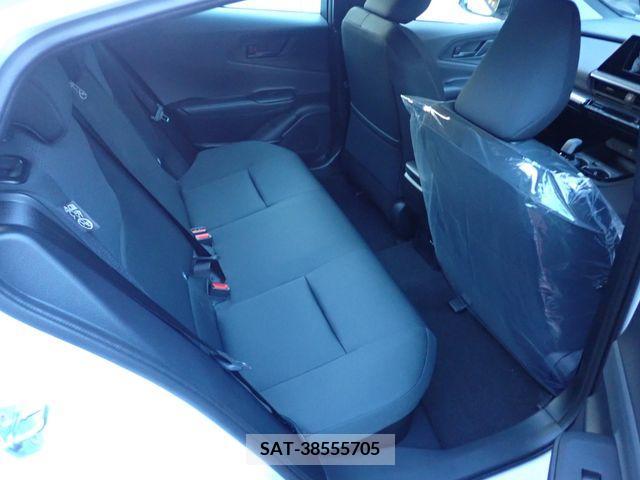 Toyota PRIUS 2024-08 366505-13