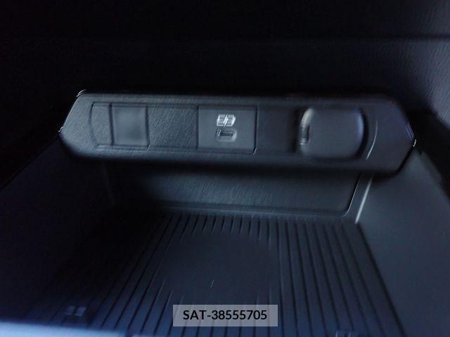 Toyota PRIUS 2024-08 366505-9
