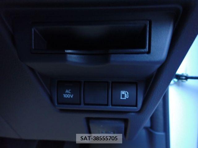 Toyota PRIUS 2024-08 366505-7