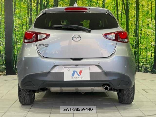 Mazda DEMIO 2016-01 268653-15