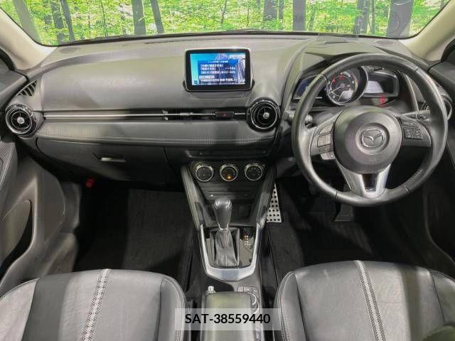 Mazda DEMIO 2016-01 268653-1