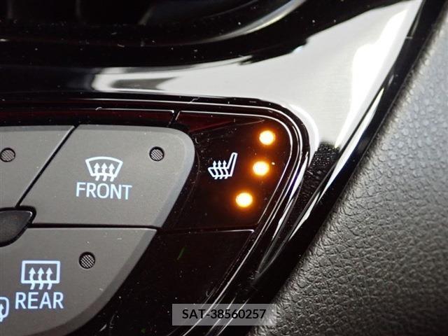 Toyota C-HR 2021-03 214726-20