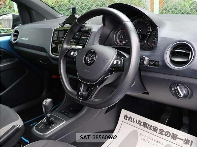VolksWagen UP! 2017-09 383355-1