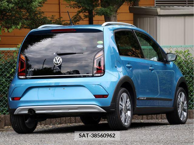 VolksWagen UP! 2017-09 383355-25