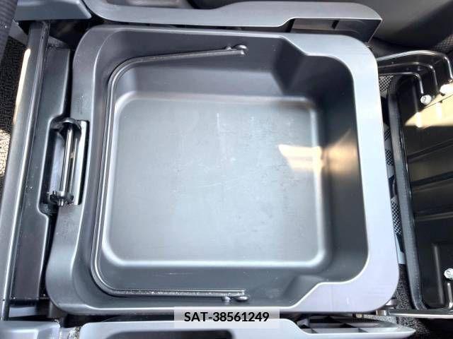 Suzuki HUSTLER 2015-05 361608-8