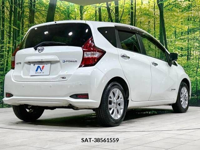 Nissan NOTE 2018-12 343095-17