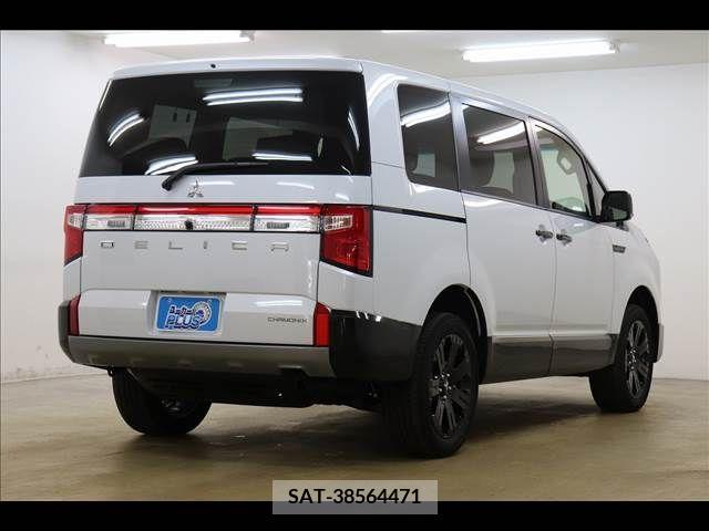 Mitsubishi DELICA D5 2024-02 374115-18