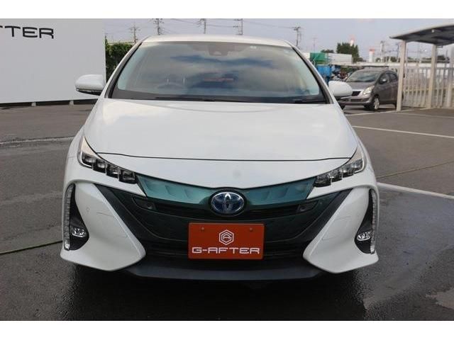 Toyota PRIUS PHV 2017-06 8366-1