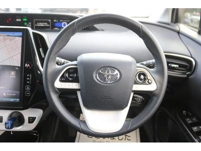 Toyota PRIUS PHV 2017-06 8366-13