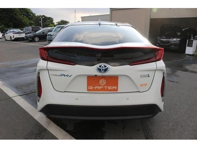 Toyota PRIUS PHV 2017-06 8366-3