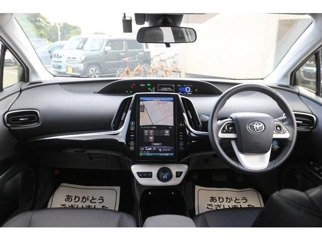 Toyota PRIUS PHV 2017-06 8366-12
