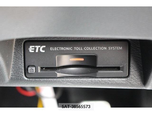 Nissan SKYLINE 2014-06 368350-1