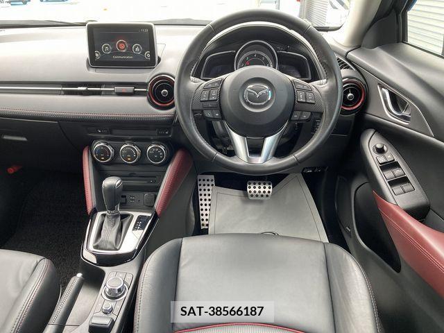 Mazda CX-3 2015-06 351054-9